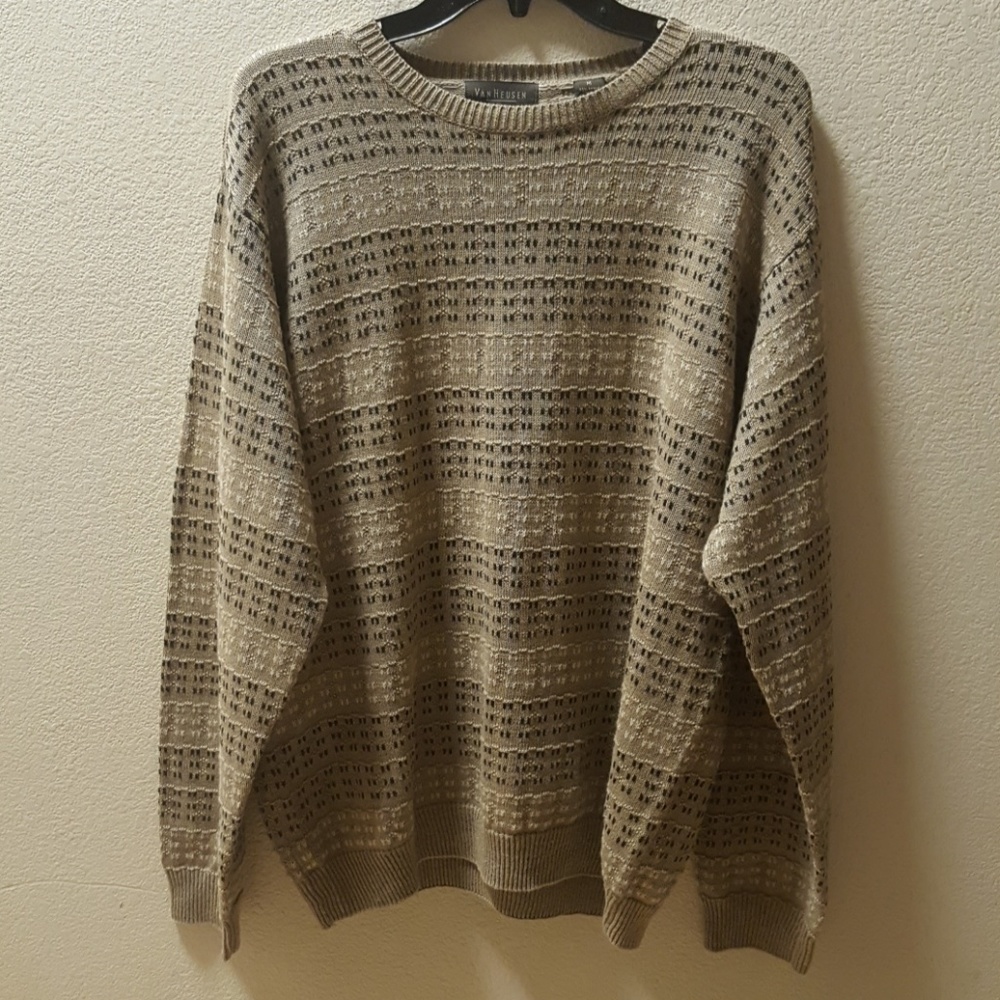 Mens Van Heusen beige/black sweater Medium